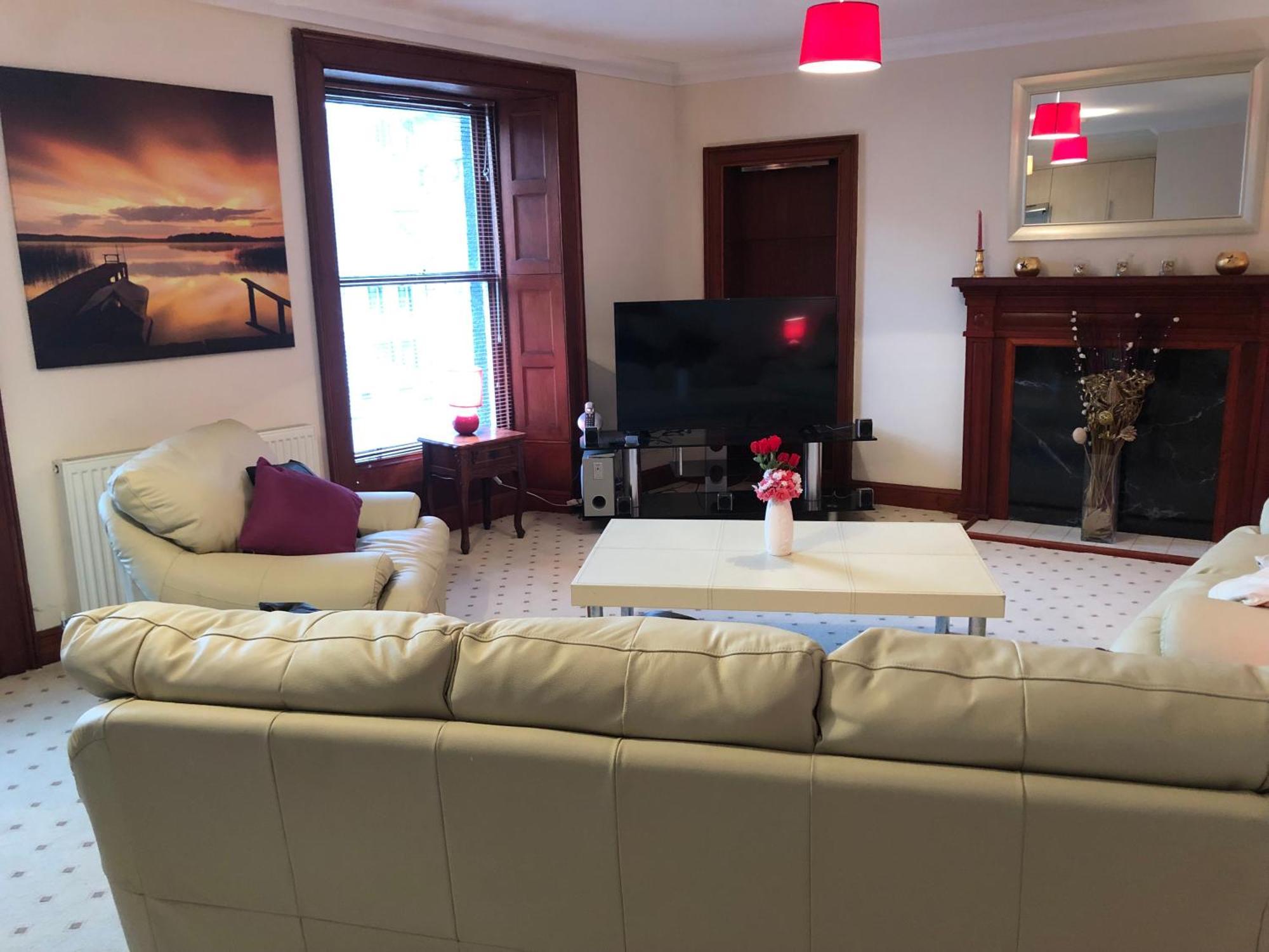 Executive Serviced Apartments 2 Forfar Extérieur photo