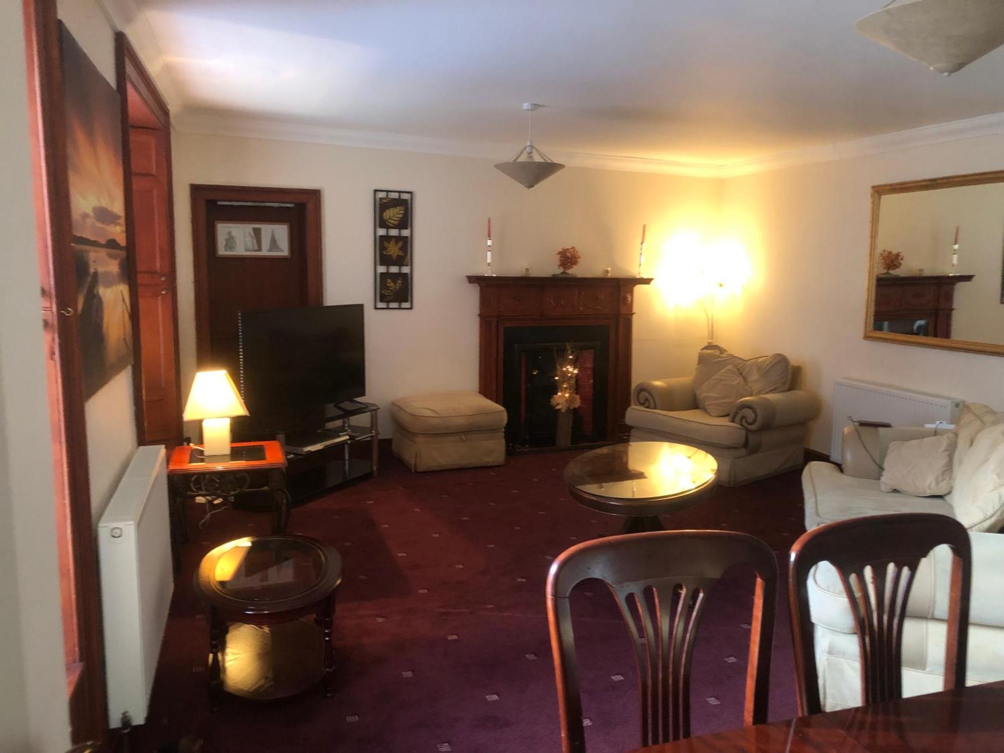 Executive Serviced Apartments 2 Forfar Extérieur photo