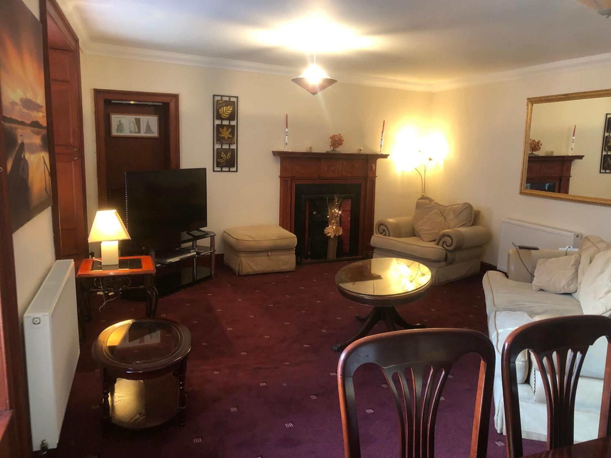 Executive Serviced Apartments 2 Forfar Extérieur photo