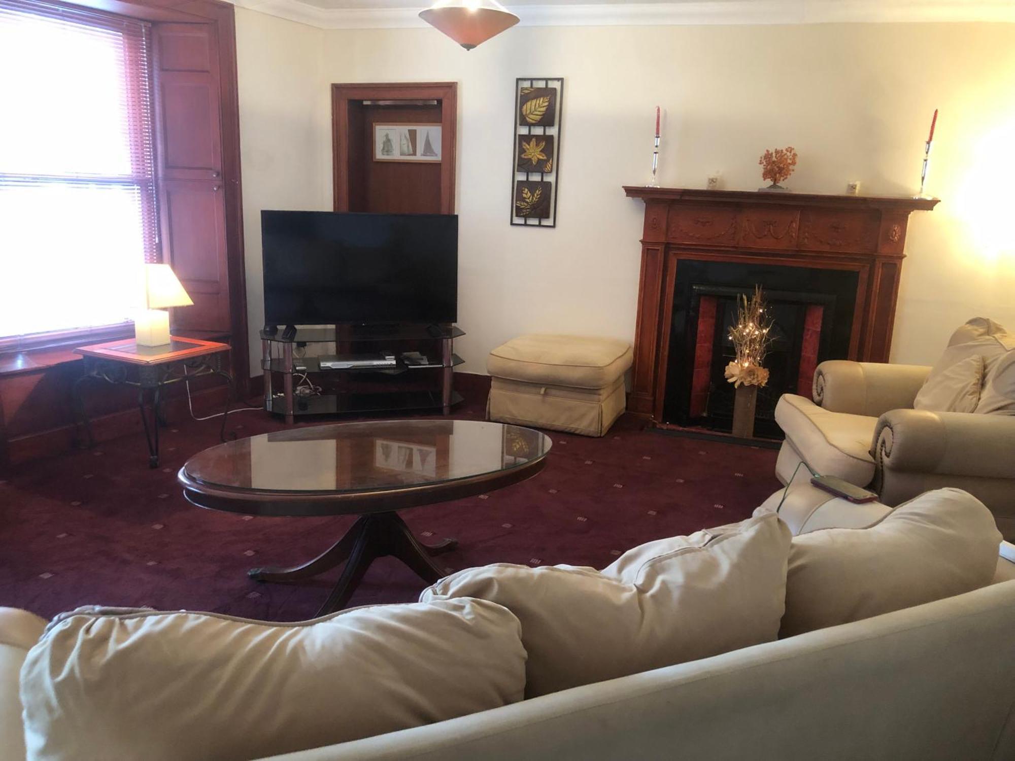 Executive Serviced Apartments 2 Forfar Extérieur photo